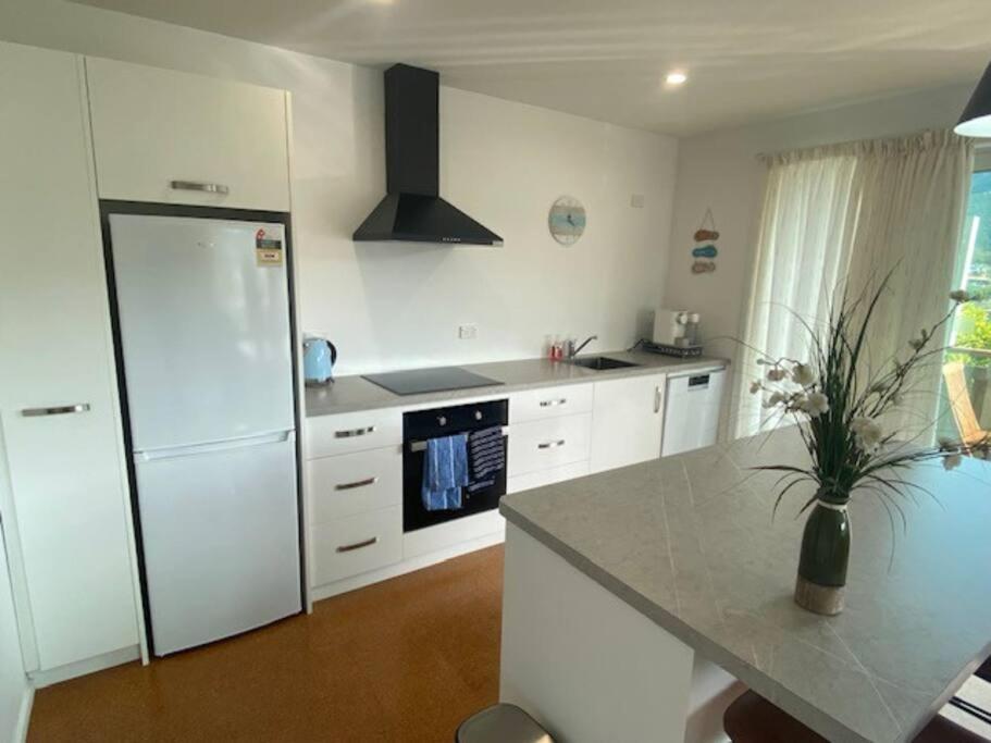 Sea-Renity Picton, Apt B Екстер'єр фото